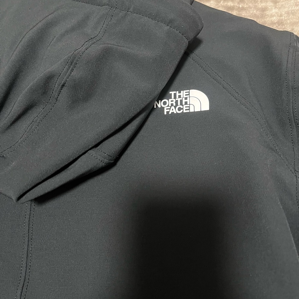 The North Face Women’s Black Jacket - Picture 2 of 6